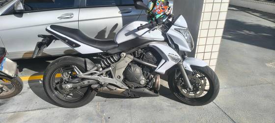 KAWASAKI ER-6N 